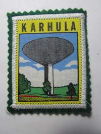 Karhula -kangasmerkki / matkailumerkki / hihamerkki / badge -pohjaväri vihreä