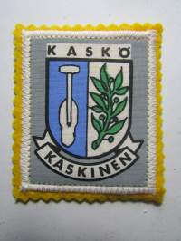 Kaskö -Kaskinen -kangasmerkki / matkailumerkki / hihamerkki / badge -pohjaväri keltainen