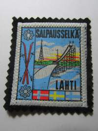 Salpausselkä Lahti -kangasmerkki / matkailumerkki / hihamerkki / badge -pohjaväri musta