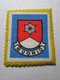 Muonio -kangasmerkki / matkailumerkki / hihamerkki / badge -pohjaväri keltainen