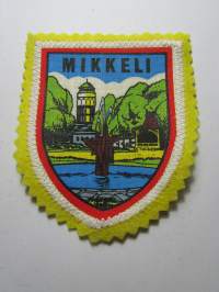 Mikkeli -kangasmerkki / matkailumerkki / hihamerkki / badge -pohjaväri keltainen