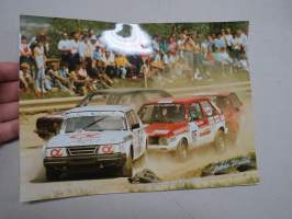 Saab - Rallicross - Itävalta 3.5.1987 - Jouko Kallio, nimikirjoitus valokuvassa