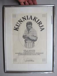 Kunniakirja - III - Joka on myönnetty arvokkaasta tuesta suomalaisen keskiolutkulttuurin edistämiseksi ja dokumentoimiseksi 1992 - M.A. Numminen, olutsuurlähettiläs