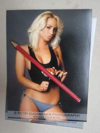 Malli / pin-up, valokuvannut Petri Kuosmanen -valokuva / photograph