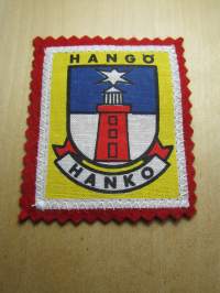 Hangö -Hanko -kangasmerkki / matkailumerkki / hihamerkki / badge -pohjaväri punainen