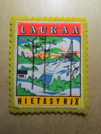 Laukaa -Hietasyrjä -kangasmerkki / matkailumerkki / hihamerkki / badge -pohjaväri keltainen