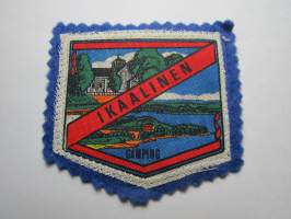 Ikaalinen -Camping -kangasmerkki / matkailumerkki / hihamerkki / badge -pohjaväri sininen