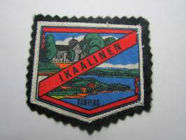 Ikaalinen -Camping -kangasmerkki / matkailumerkki / hihamerkki / badge -pohjaväri musta