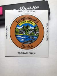 Langinkoski Keisarin kalamaja Kotka -tarra, matkamuistotarra 1970-luvulta