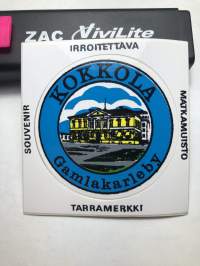 Kokkola - Gamlakarleby -tarra, matkamuistotarra 1970-luvulta