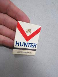 Hunter tupakka -mainostikkuvihko / tikkuaski