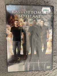 Kasvottomat sotilaat 2. Tuotantokausi -DVD-elokuva
