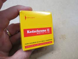 Kodak Kodachrome II Movie Film -kaitafilmi, avaamaton pakkaus