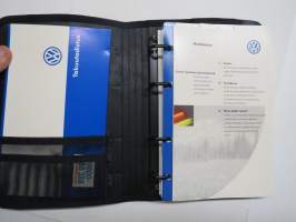 Volkswagen Golf Autokansio 1999 -ajo- ja huolto-ohjieta, käyttöohjekirja