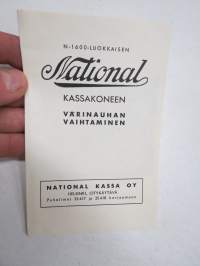 National N-1600-luokkaisen kassakoneen värinauhan vaihtaminen