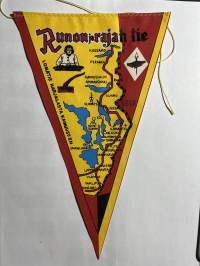 Runon ja rajan tie -matkailuviiri, isokoko / souvenier pennant