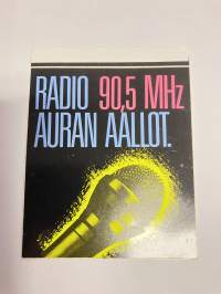 Radio90.5 MHz Auran aallot. -tarra