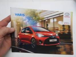 Toyota Yaris 2015 -myyntiesite / brochure