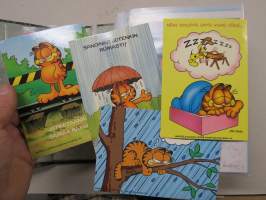 Karvinen - Garfield -kortteja ym. kokoelma, kansioon kerättynä, kaikki näkyvät kohteen kuvissa