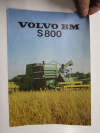 Volvo BM S 800 leikkuupuimuri -myyntiesite