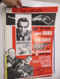 James Bond - 007 ja Kultasormi -elokuvajuliste