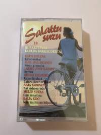 Salattu suru - 18 koskettavaa laulua rakkaudesta - Fazer Finnlevy 220264 -C-kasetti / C-cassette