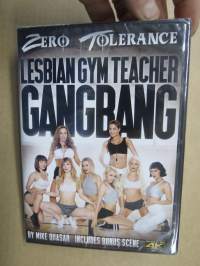 Lesbian Gym Teacher Gangbang -aikuisviihde DVD, käyttämätön