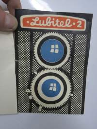 Lubitel-2 kamera -käyttöohjekirja, neuvostoliittolaisen kameran käyttöohjeet englanniksi