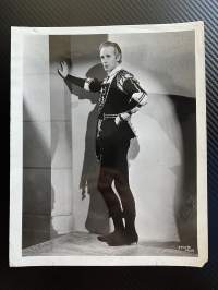 Leslie Howard - Romeo and Juliet - Metro-Goldwyn-Mayer still- / kaappikuva