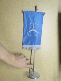 Mercedes-Benz / Daimler-Benz -pöytälippu / pöytäviiri