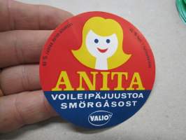 Valio Anita voileipäjuustoa -juustoetiketti