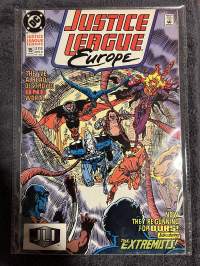 Justice League Europe They’ve already destroyed one world -comics nr 15