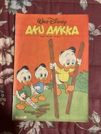 Aku Ankka 1983 nr 32