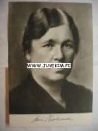 Anni Nuolivaara -Wsoy:n kirjailijakuva