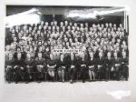 Kuopion opettajakuntaa noin 1957? -valokuva