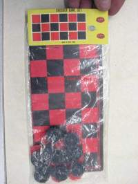 Checker Game Set -pelilauta ja nappulat