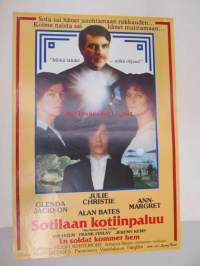 Sotilaan kotiinpaluu - En soldat kommer hem -elokuvajuliste, Glenda Jackson, Julie Christie, Alan Bates, Alan Bridges