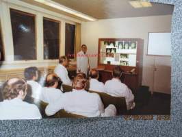 TYKS U-Sairaalan korvaklinikan rtg-meeting 1981 -valokuva