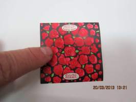 Ruusu / Rosen, Karl Fazer, Helsinki -makeiskääre