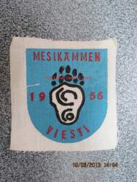 Mesikämmen viesti 1956 -kangas- / hihamerkki