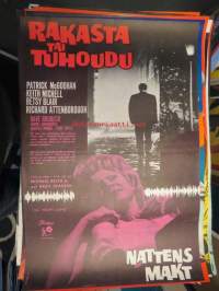 Rakasta tai tuhoudu / Nattens makt -elokuvajuliste